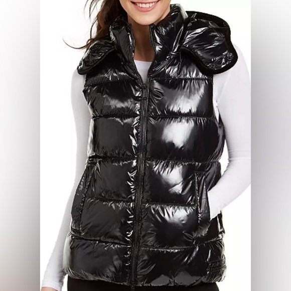 Calvin Klein Performance Jackets & Blazers - NWT Calvin Klein Performance Vest with Removable Hood Size Medium